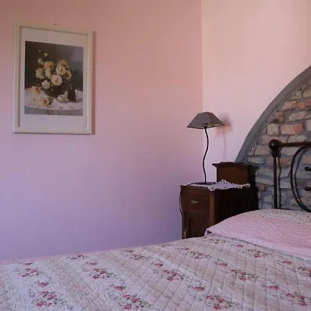 Il Caprifoglio * Neviglie